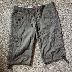 Y2K Vintage Unionbay Womens Size 9 Gray Cargo Capri